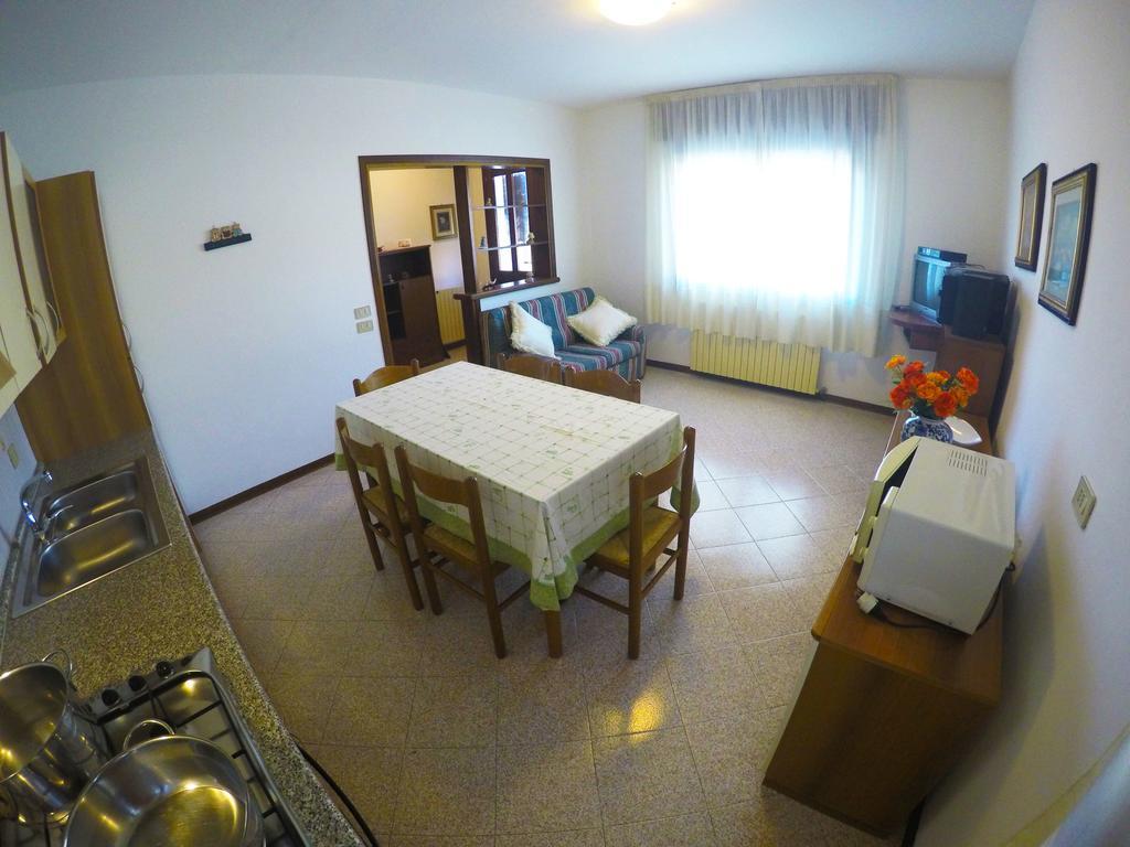 Caorle Economy Apartments Стая снимка